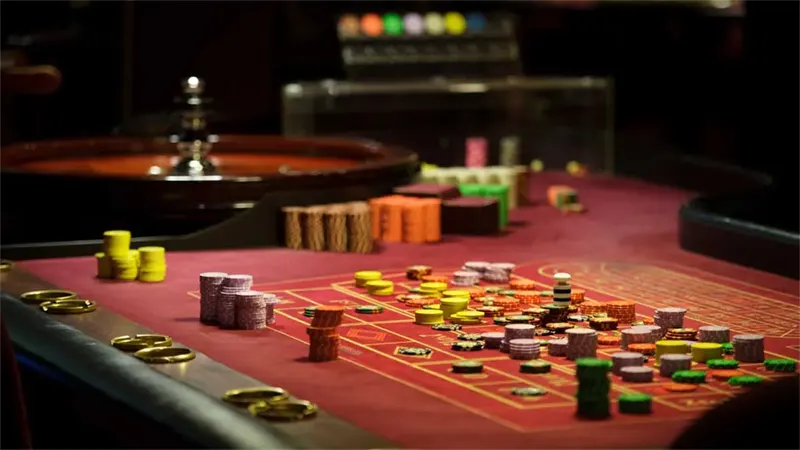 Roulette betting table showing inside and outside betting areas